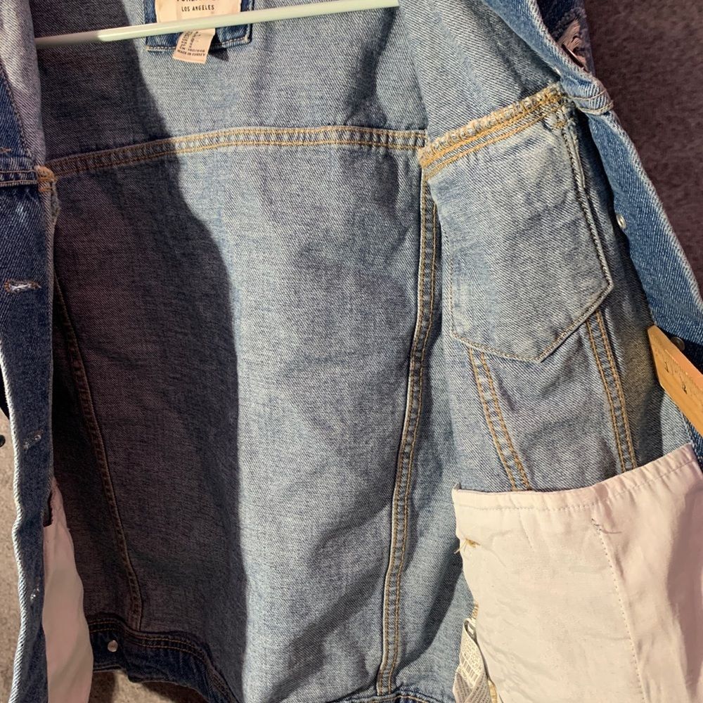 Forever 21 Ripped Blue Jean Jacket women’s size Small - Picture 8 of 9